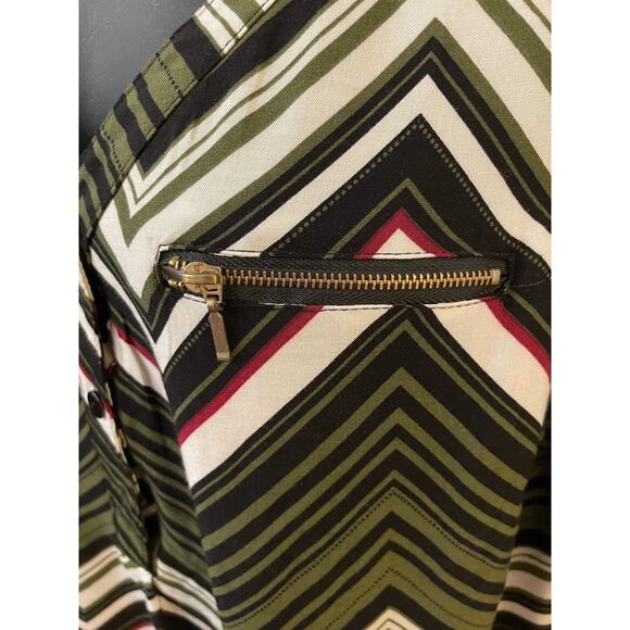 Unique Spectrum 3X High-Low Chevron Blouse‎ with Faux Zipper Pocket - Picture 7 of 7